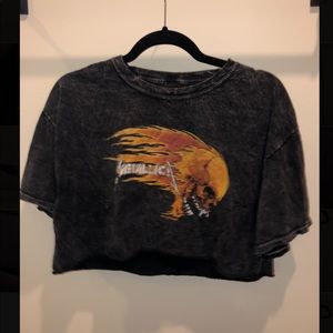 Metallica Cropped Graphic Tee